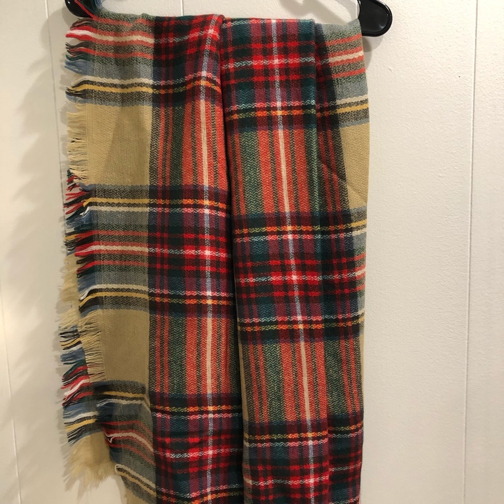 Plaid scarf